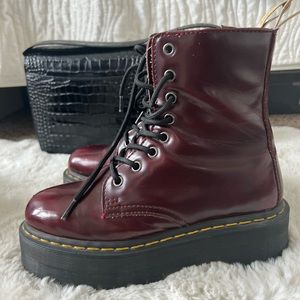 Dr. martens used in oxblood color
